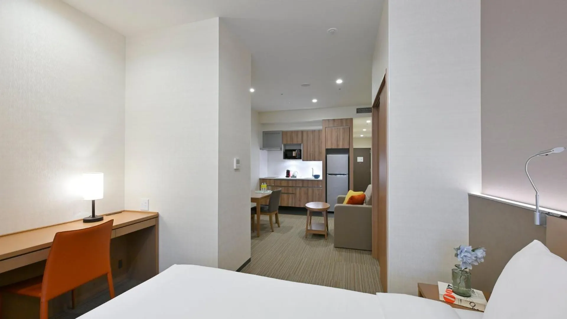 Holiday Inn & Suites Shin Osaka By Ihg Hotel